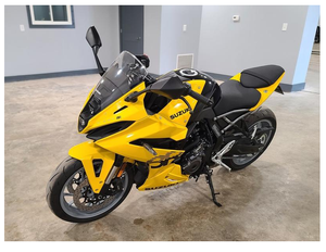 Nouvelle moto Suzuki GSX-8R 2025 - Option de livraison à domicile disponible ! - Product Image 2
