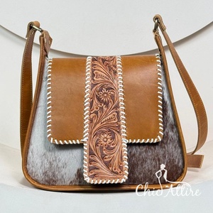 กระเป๋าสะพายคาดลำตัวหนังวัวแท้สะพายไหล่ข้างเดียวสไตล์เมสเซนเจอร์ - Product Image 1