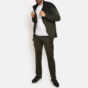 Venta al por mayor de calidad superior de los hombres chándal diseño único Color sólido impreso ropa deportiva para uso en el gimnasio de talla grande de invierno Característica Logo - Product Image 3