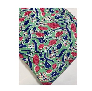 Alta demanda de telas de algodón puro impresas personalizadas para hacer vestidos de mujer de fabricante y exportador indio - Product Image 1