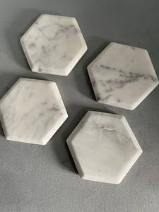 Sous-verres en bois de marbre gravés sur mesure cadeaux d'anniversaire sous-verres ronds vente en gros fabricant de gros double face personnalisé 2023 - Product Image 6