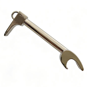 Porte-clés mini Halligan de 3,5 pouces, porte-clés de sauvetage pour pompiers, accessoire de survie tactique, cadeau personnalisé pour les premiers intervenants - Product Image 1