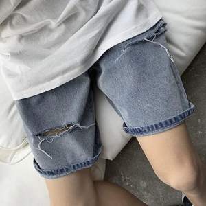 Pantalones cortos de mezclilla para hombre para apariencia informal para festivales Las mejores formas de estilizar para Otoño e Invierno 2024 - Product Image 4