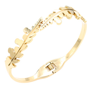 Braccialetto elegante in acciaio inossidabile placcato oro per le donne - Product Image 2