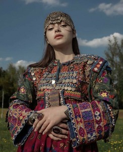 Vestido Maxi Afgano Kuchi Elegante 2026, Madgul Guldoze Floral, Suministro ODM, Mangas Largas, Ropa de Fiesta para Mujer, Nuevo Modelo, Moda Diaria - Product Image 2