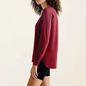 92% poliéster reciclado 8% Spandex Slim Fit secado rápido Anti olor Windsor Wine Mix mujeres renovar transpirable manga larga Top - Product Image 2