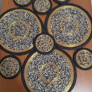 Mantel individual con cuentas - Product Image 1