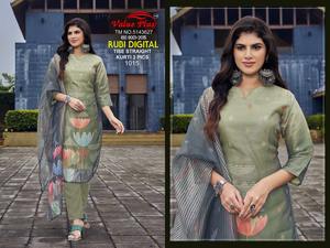 Ensemble de pantalons kurti et romains imprimés numériquement de style traditionnel de designer avec tissu mijoter Dupatta fabriqué par Export - Product Image 5