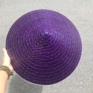 Chapeau conique de couleur du Vietnam fait à la main de Lepironia articulata Écologique Bang Grass Non La pour les cadeaux, la décoration et les événements culturels - Product Image 4