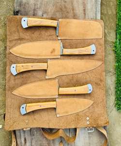 Prix de gros, couteaux de chef de haute qualité avec manches en bois, ensemble de 5 pièces avec étui en cuir, fabrication artisanale, damas 110 couches - Product Image 3