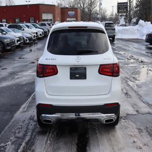 EXCELENTE ESTADO 2021-Mercedes-Benz GLC GLC 300 4MATIC - Product Image 3