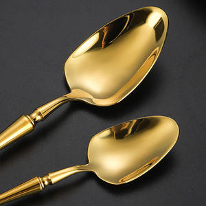 Elegante juego de cubiertos dorados de primera calidad, fabricado con acero inoxidable duradero, adecuado para las comidas diarias. - Product Image 4