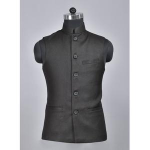 Chaleco de Yute Negro de Excelente Calidad para Hombre, Elegante y Cómodo para Uso Formal de Negocios y Fiestas, Disponible a Buen Precio - Product Image 1