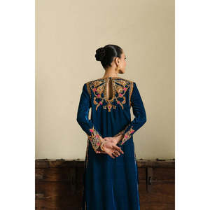 Conjuntos de Traje para Mujer Aneeka Ruknuddin VANI Rumi, Colección Formal de Terciopelo '25 TC-1467 para Bodas - Product Image 5