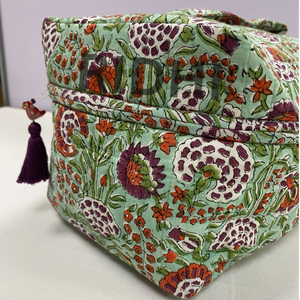 Eco Friendly <b>Quilted</b> Cotton Large Travel for Organizer <b>Bag</b> in Pastel Mint Green Reusable Pouch Daily Use Luggage - Product Image 5