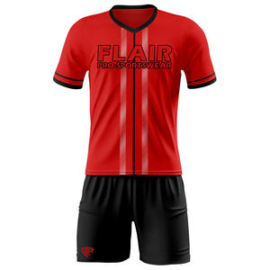 Kits de football rétro conçus sur mesure Uniformes de maillot de football pour enfants de haute qualité pour hommes - Product Image 1