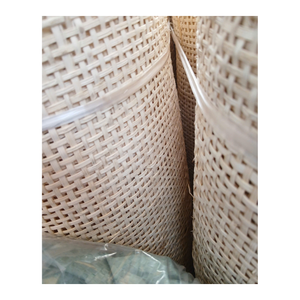 Rollo de correas de caña de ratán para Muebles-Malla tejida natural para puerta trasera de gabinete de silla Hecho en Vietnam - Product Image 2