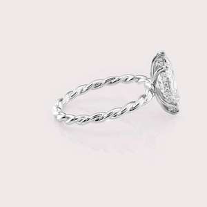 Anillo de Compromiso con Diamante Creado en Laboratorio con Certificación IGI, Corte Marquesa, Plata de Ley 925, Banda Trenzada, Anillo Nupcial - Product Image 2