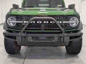 SUV 4x4 2024 avec volant à gauche, sièges en cuir, jantes en alliage d'aluminium R17, toit ouvrant panoramique, caméra de recul 360°, transmission automatique intelligente, bon état - Product Image 4