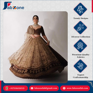 Blusa de Terciopelo de Estilo Lujoso, Nueva, de Diseñador, Impresionante, Ropa Étnica, con Lehenga de Seda Kasturi Pesada y Detalle Can Can, para Ocasiones Especiales - Product Image 5