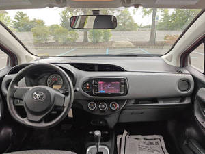 Yaris oyota 2015 T * d'occasion - Product Image 4
