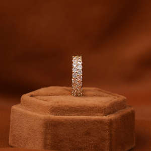 Bague de mariage classique certifiée plaqué or 18 carats pleine éternité à deux rangées de diamants cultivés en laboratoire cadeau d'anniversaire pour femmes bague de mode - Product Image 3