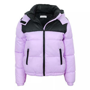 Abrigo acolchado de invierno suelto con diseño acolchado y acolchado cálido Unisex invierno mujeres OEM servicio disponible niños - Product Image 1
