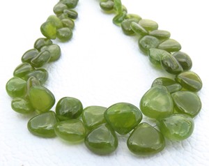 Cuentas de vesuvianita verde, gemas de vesuvianita de 6.5-10 mm, cuentas lisas, hilo de 9 pulgadas, cuentas de corazón de vesuvianita natural, piedras preciosas sueltas para joyería - Product Image 2