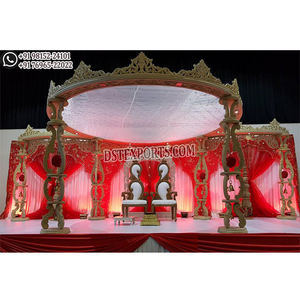 Mandap de Madera Tallada para Bodas Gujarati, Tradicional Forma de Loto, Mandap Indio para Bodas, Mandap de Madera Antiguo para Bodas en Venta en el Reino Unido - Product Image 1