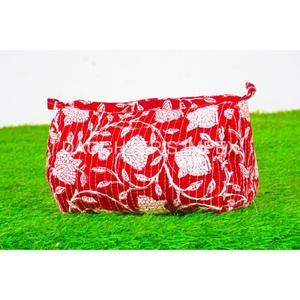 Trousse de Toilette Matelassée Indienne pour Femme, Imprimée à la Main, avec Fermeture Éclair, Durable, Vente en Gros Fabricant - Product Image 4