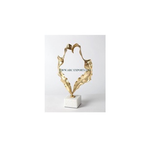 รูปปั้นประดับโต๊ะในบ้านชุบทองคุณภาพสูงในร่มฐานหินอ่อนสีขาวรูปปั้นใบไม้ดีไซน์ - Product Image 1