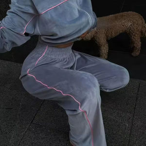 Nouvelle collection mode : Ensemble chic pour femme – Manteau court à capuche zippé et pantalon décontracté en velours à jambe large pour le quotidien - Product Image 3