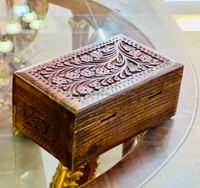 ARTISAN CRAFT Caja de Joyería de Madera Tallada Cuadrada, Hecha a Mano, Duradera, con Cerradura Secreta Grande |   Caja de Rompecabezas Personalizable con Logotipo, Arte Moderno