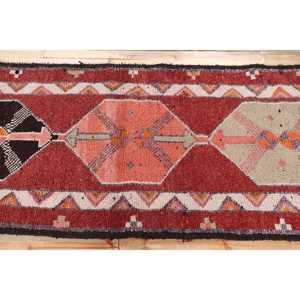 Turkish Vintage Rug 3x12.3 ft (91x375 cm), Herki <b>Red</b> <b>Wool</b> Rug - Product Image 3