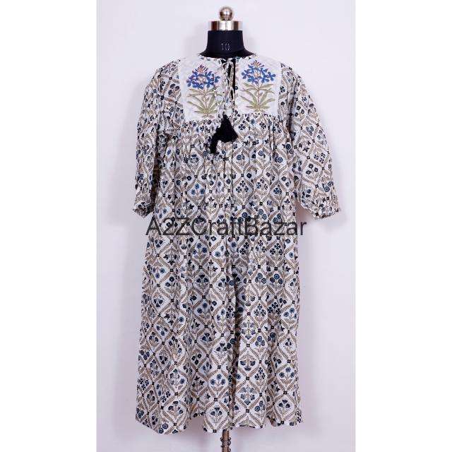 สีเทาเข้ม