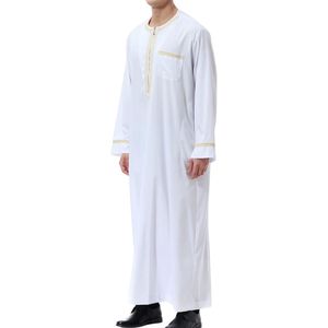 Túnica Musulmana Blanca Clásica para Hombre, Manga Larga con Detalles de Botones, Jubba Islámica, Kandura Estilo Saudí, Dishdasha, Túnica Tradicional - Product Image 3