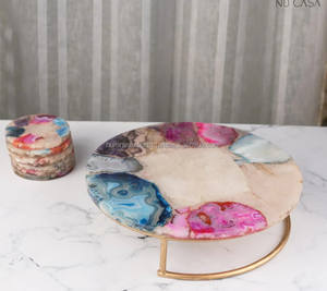 Support à gâteau en agate fabriqué à la main Design géode unique finition polie Décoration intérieure unique pour mariages et occasions spéciales - Product Image 2