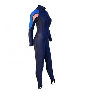 Combinaison de plongée en néoprène ultra douce pour femmes, 3 mm, avec logo personnalisé, tenue de surf intégrale, vêtements de bain respirants, logo sur le devant - Product Image 3