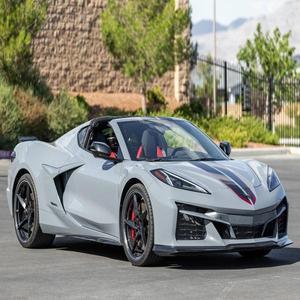 Corvette E-Ray Coupé 2024, 655 HP, Híbrido V8, Tracción en las Cuatro Ruedas, Emisión Euro IV, 5 Plazas, Acabado 2LZ, Color Gris Sea Wolf Tricoat, Sin Modificar - Product Image 1
