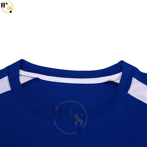 Option de gros pour les maillots de football sur mesure jeunes adultes haut uniforme ensemble logo personnalisé nom impression au Pakistan Option - Product Image 4
