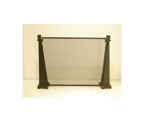 Pantalla de chimenea de hierro de un solo panel para uso decorativo en interiores y exteriores - Product Image 1