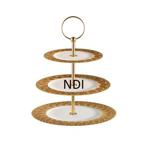 Soporte decorativo para postres y pasteles con borde dorado de alta calidad para eventos y fiestas, en forma redonda, para decoración de vajilla. - Product Image 1