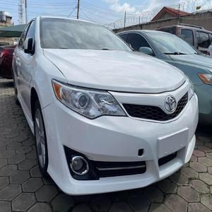 PRÊT À EXPÉDIER 2014 T0Y0TA CA-MRY SP0RT - Product Image 1