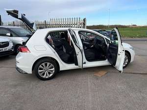 Volkswagen Golf R 2.0TDI 5DR 2022 Económico con Volante a la Izquierda/Derecha - Product Image 3