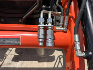 Chargeuse-pelleteuse compacte Kubota L47, chargeuse sur chenilles, moteur diesel 23 CV, 4x4, moment de charge élevé, pour la construction - Product Image 5