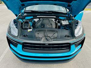 Macan Turbo 2022, 4 Cilindros, Tracción en las Cuatro Ruedas, Paquete Premium Plus, Color Azul Miami, Sin Modificar - Product Image 5