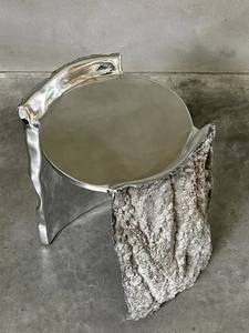 Table d'appoint design écorce Table d'appoint moderne en aluminium Mobilier contemporain unique Salon Chambre Table de chevet Table d'appoint - Product Image 3