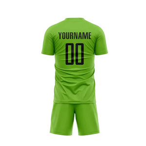 Uniforme de fútbol sublimado personalizado hecho en Pakistán, camiseta y pantalones cortos de fútbol, su equipo de diseño propio, uniformes de fútbol - Product Image 3