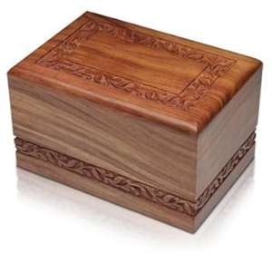 Fournitures funéraires en bois pour adultes Urne de crémation Fabricant en gros Urne de crémation en bois fini personnalisé pour les cendres de l'Inde - Product Image 2