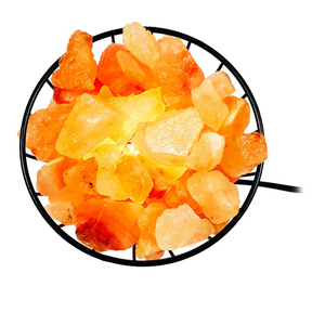 Lámpara de sal del Himalaya moderna de gran oferta con cristal natural tallado a mano y base de acero duradero de fabricantes en Pakistán - Product Image 4